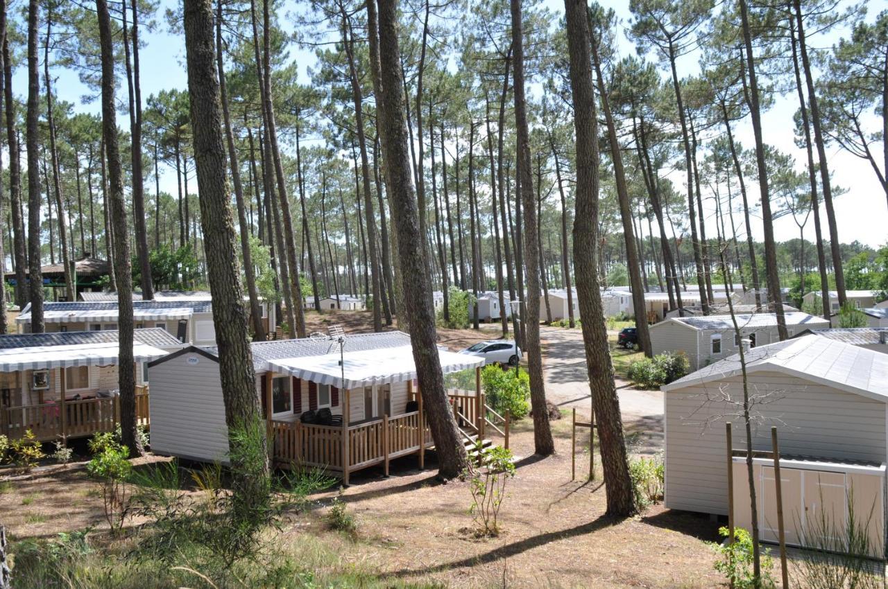 Mobilhome Cote Landaise Les Dunes De Contis 4 Saint-Julien-en-Born Buitenkant foto