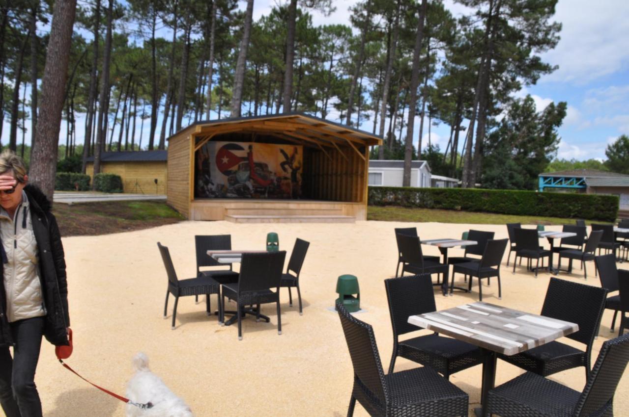 Mobilhome Cote Landaise Les Dunes De Contis 4 Saint-Julien-en-Born Buitenkant foto