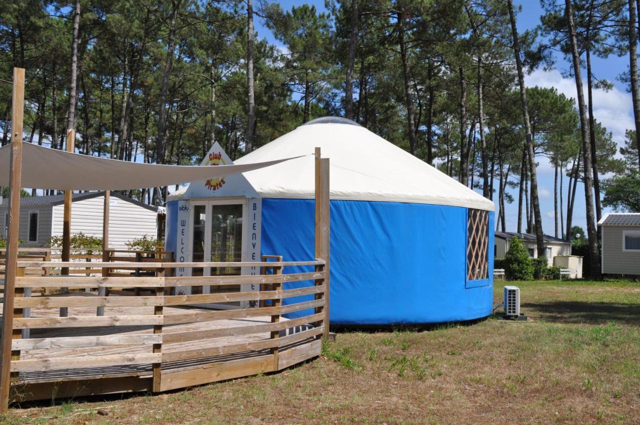 Mobilhome Cote Landaise Les Dunes De Contis 4 Saint-Julien-en-Born Buitenkant foto