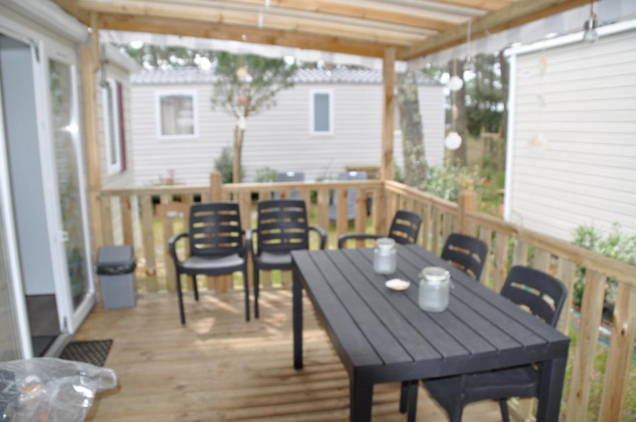 Mobilhome Cote Landaise Les Dunes De Contis 4 Saint-Julien-en-Born Buitenkant foto